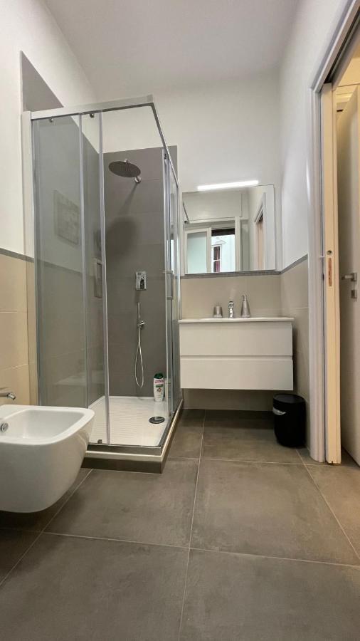 Guest House Kinga Cavour Florence Buitenkant foto